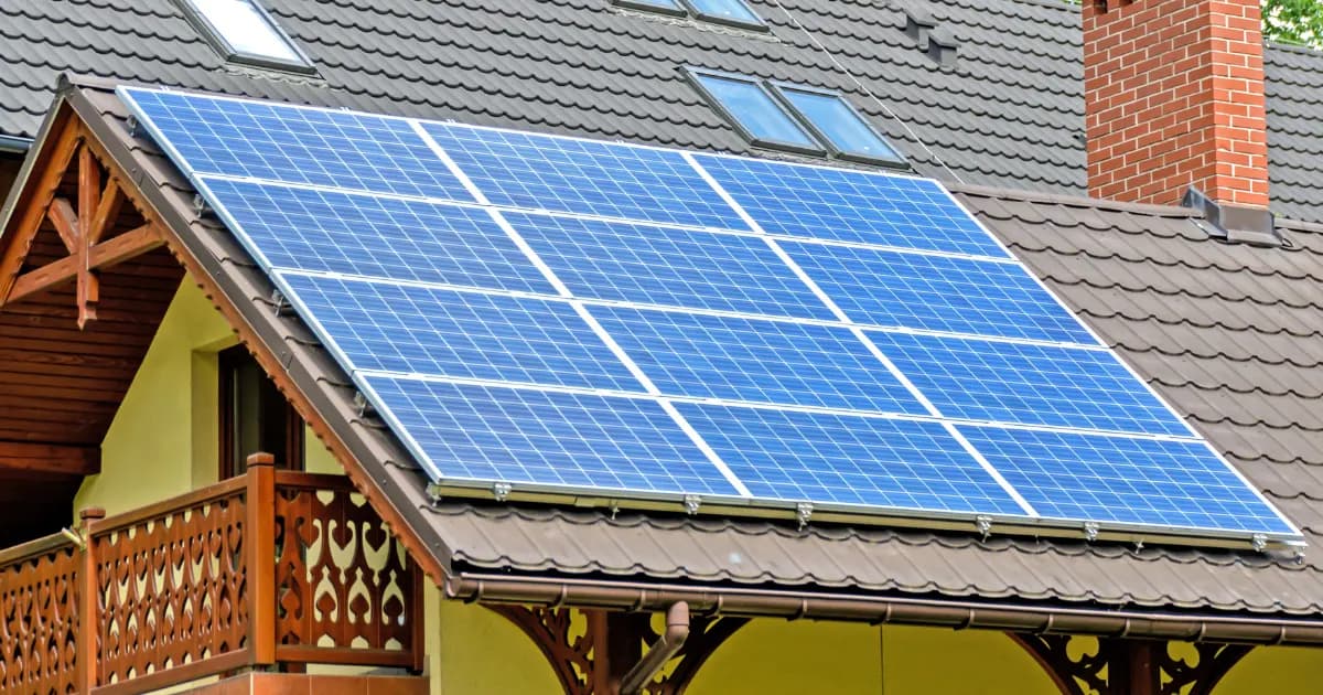 Угол наклона солнечных панелей в Беларуси: оптимум по городам